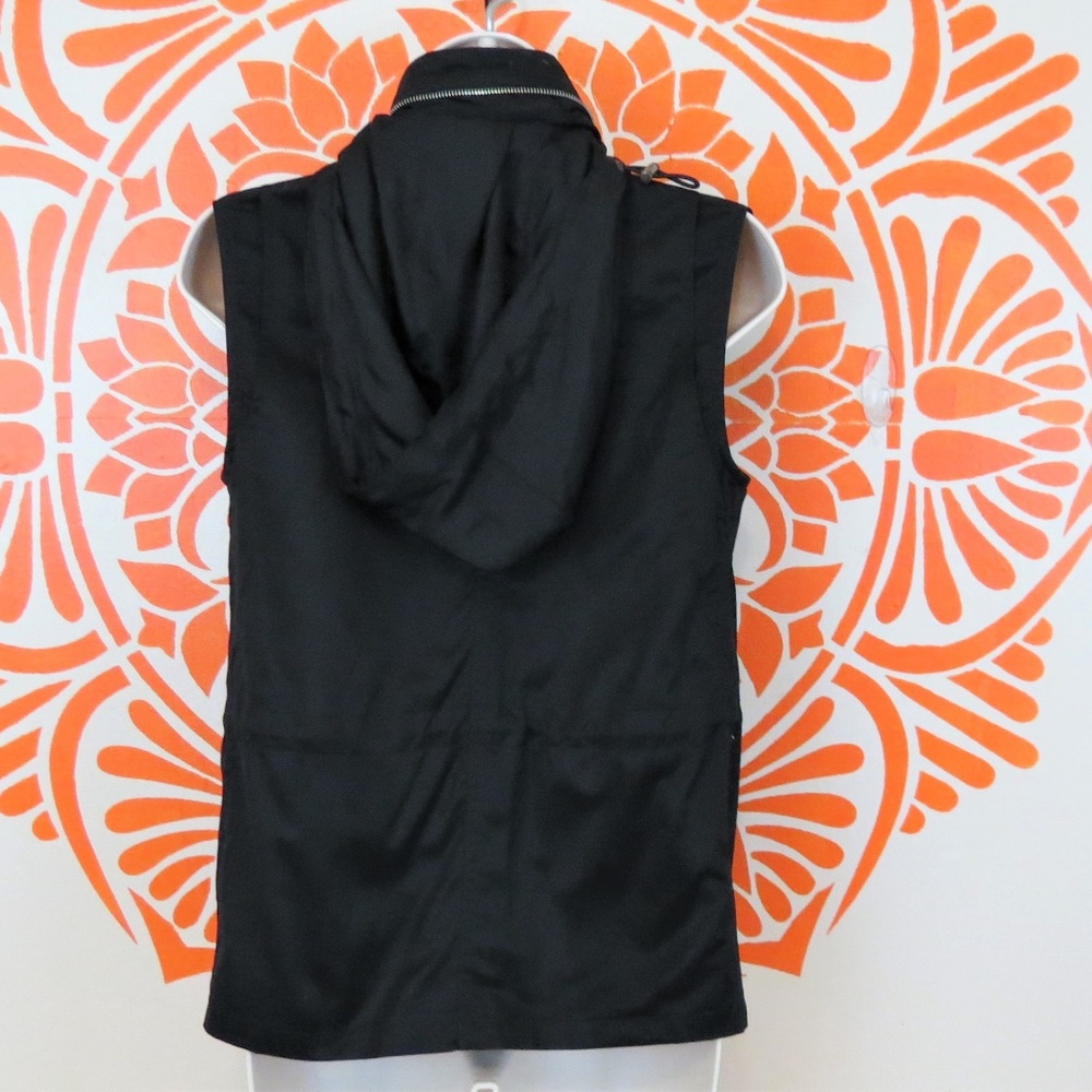 NWT Coach Military Style Black Vest With Patches - Picture 3 of 4